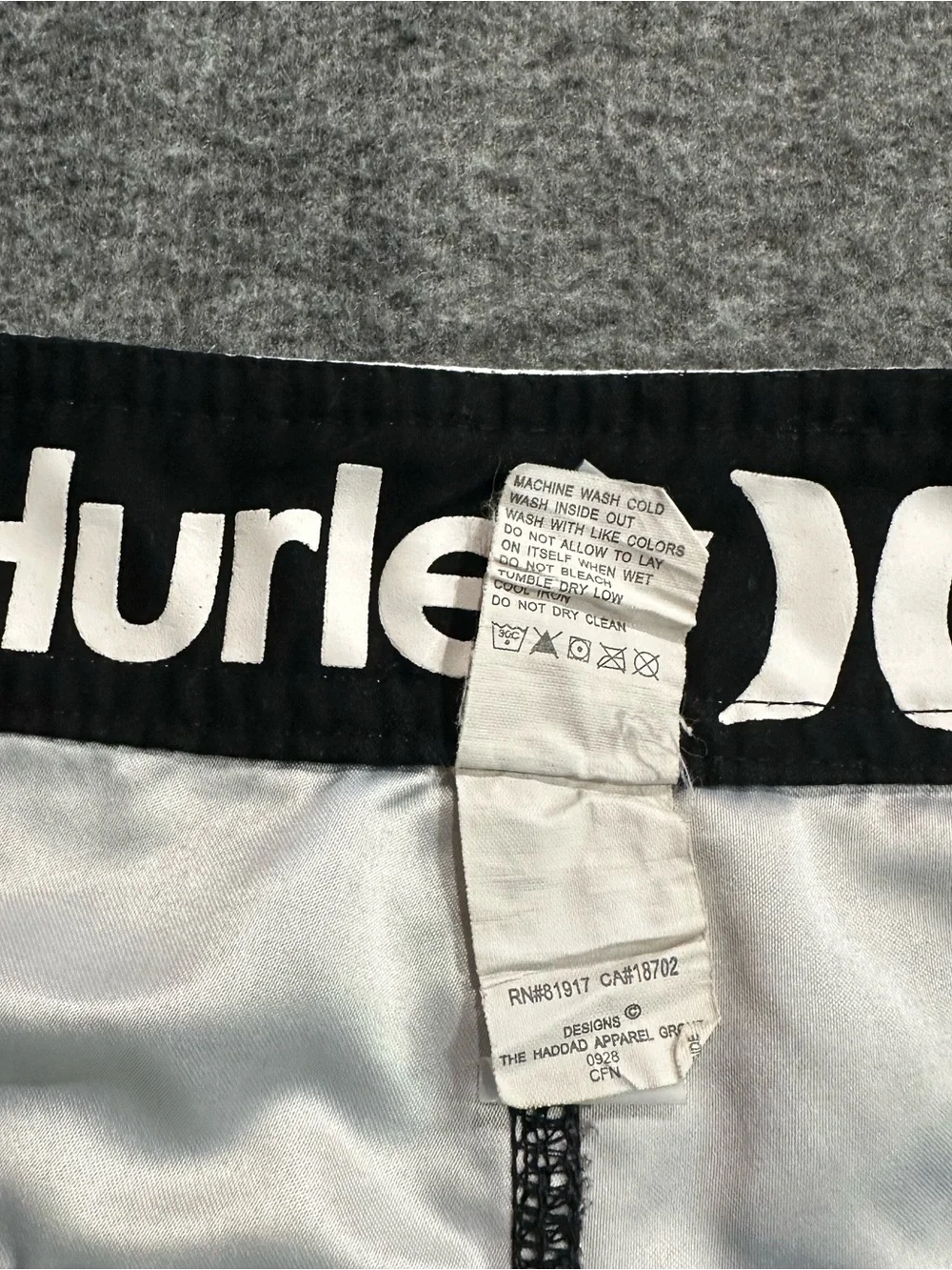 Hurley Youth Board Shorts Size 8/24 Multicolor Striped Swim Trunks - Picture 6 of 7